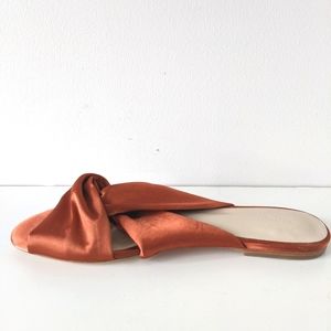 NWOT Satin House of Harlow x RAYE Slides, Size 10
